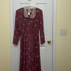 Leslie Fay Maroon Floral Dress with Lace Collar Puff Shoulders